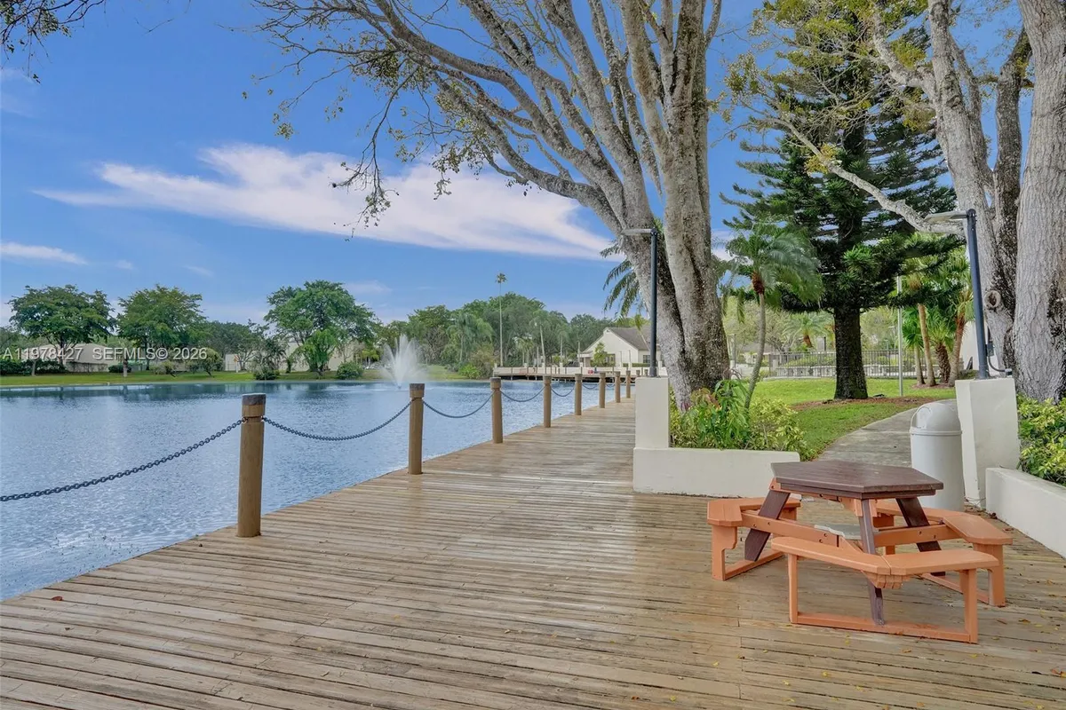 2541 N Carambola Cir N # 1832, Coconut Creek FL 33066