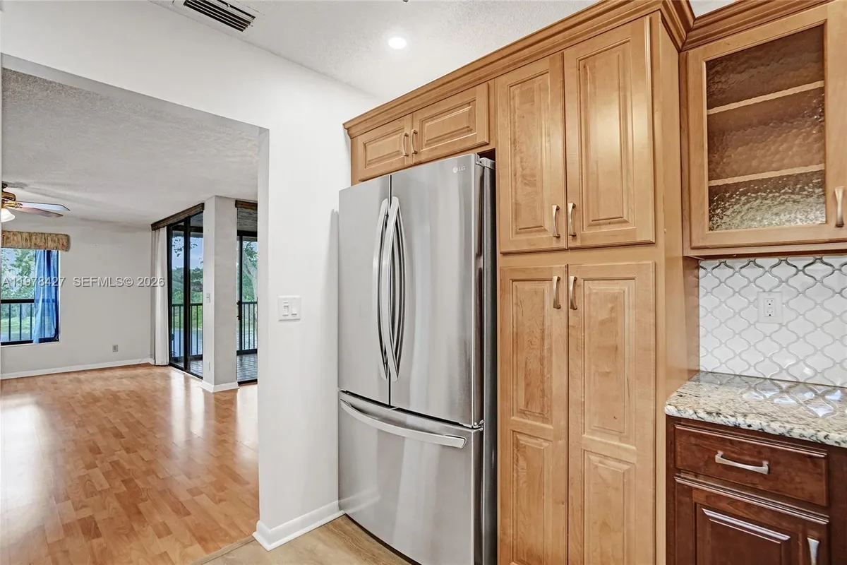 2541 N Carambola Cir N # 1832, Coconut Creek FL 33066