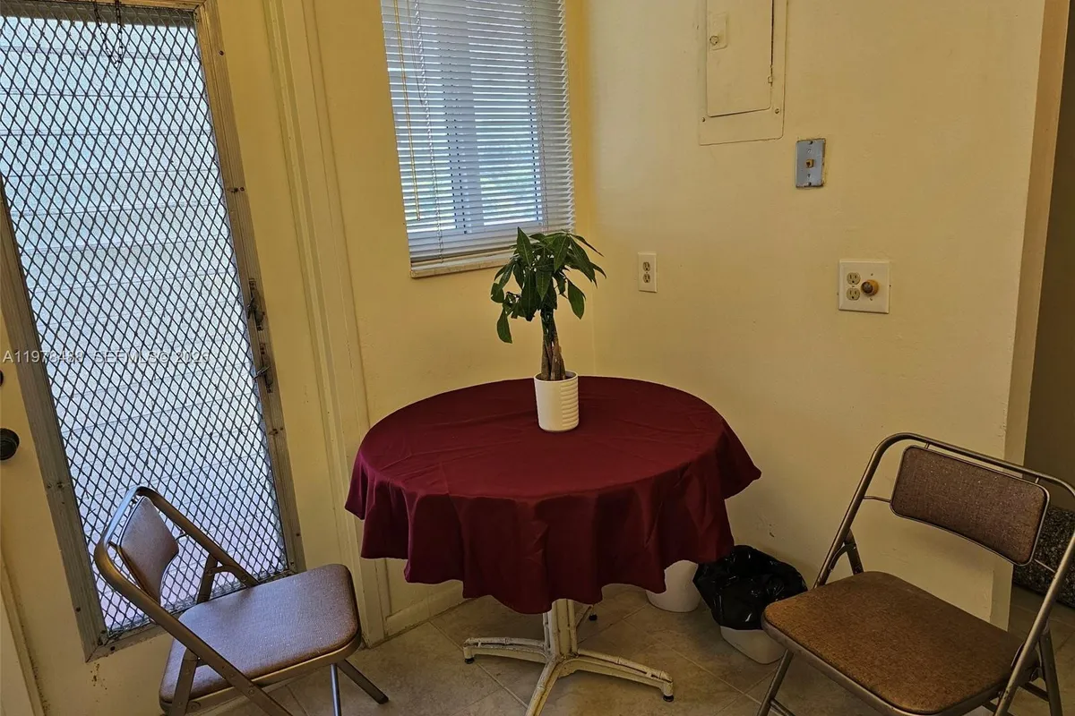 1103 NW 58th Ter # 321, Sunrise FL 33313