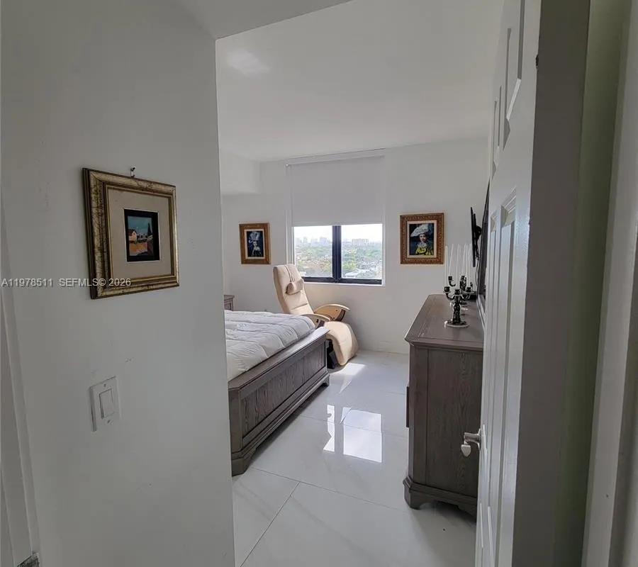 888 S Douglas Rd # 1110, Coral Gables FL 33134