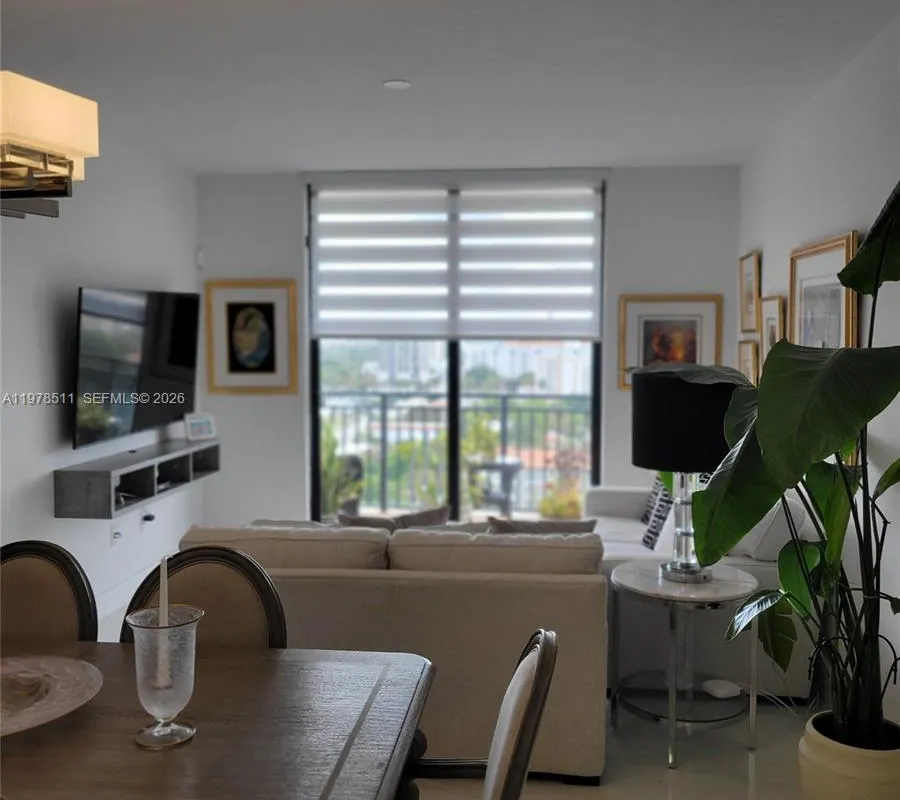 888 S Douglas Rd # 1110, Coral Gables FL 33134