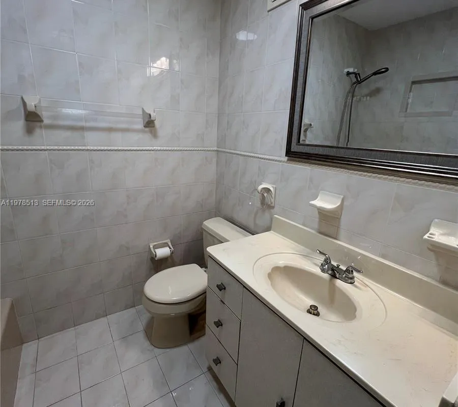 1165 W 38th Ter # 35, Hialeah FL 33012