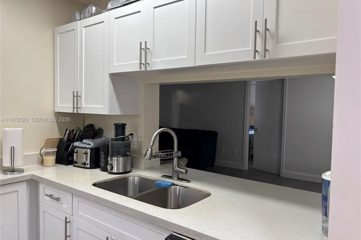 3615 NW 94th Ave # 8F, Sunrise FL 33351