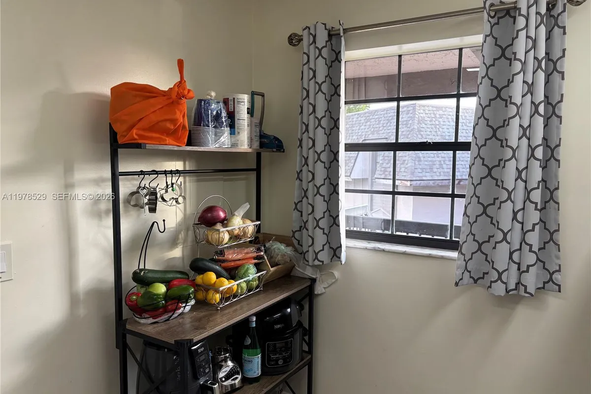 3615 NW 94th Ave # 8F, Sunrise FL 33351