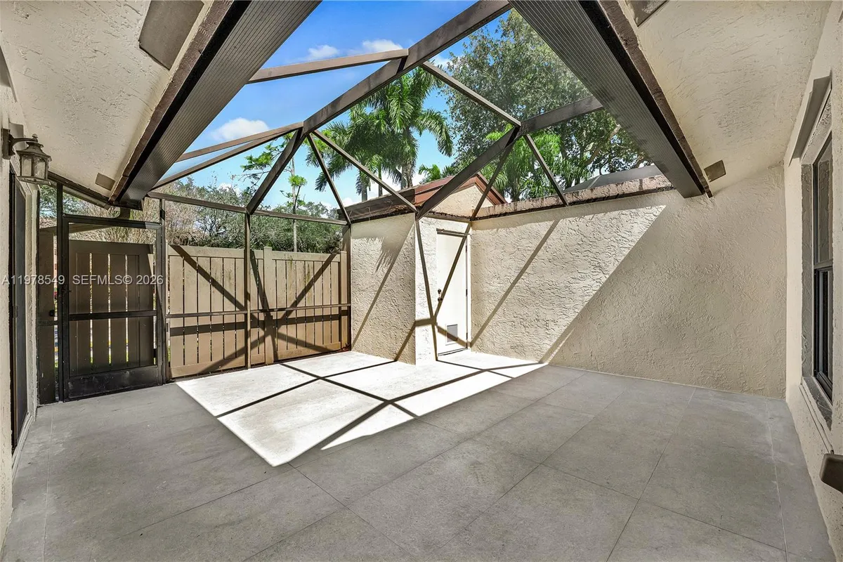 2616 N Carambola Cir N # 1702, Coconut Creek FL 33066