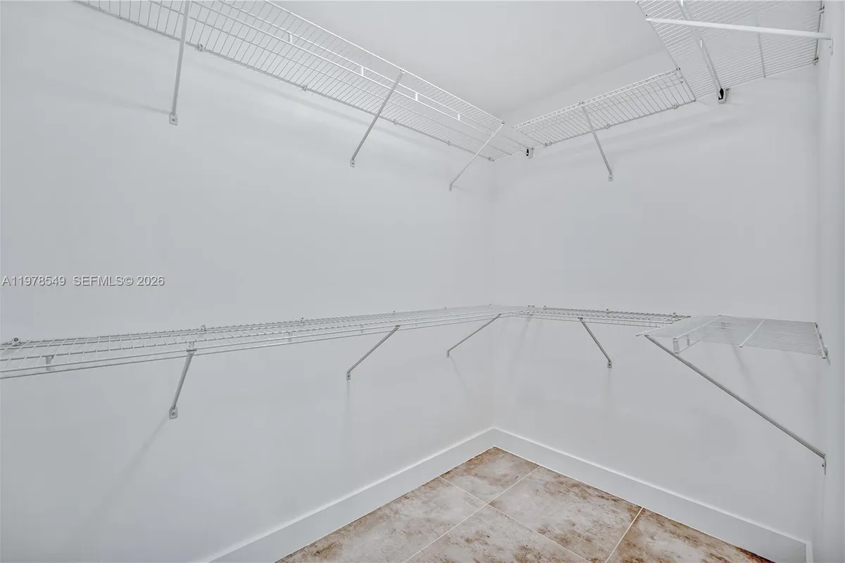 2616 N Carambola Cir N # 1702, Coconut Creek FL 33066