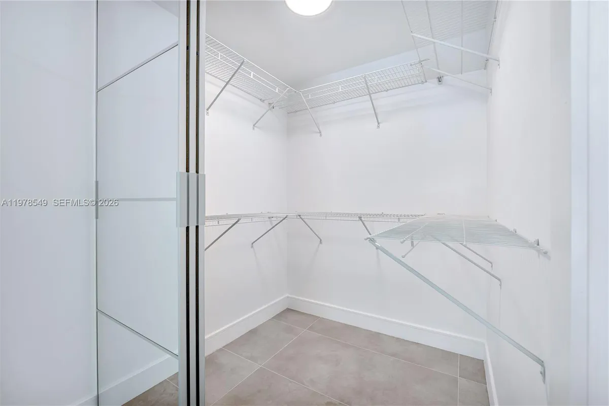 2616 N Carambola Cir N # 1702, Coconut Creek FL 33066