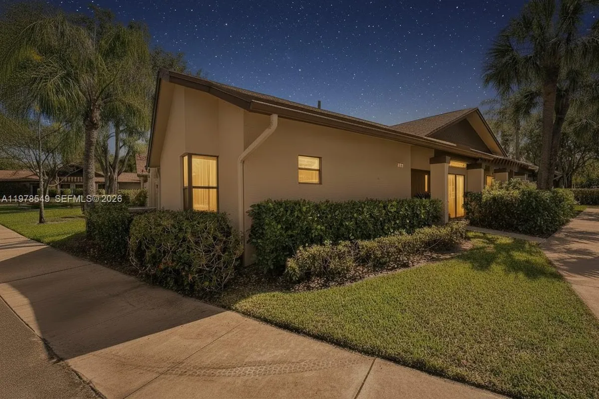 2616 N Carambola Cir N # 1702, Coconut Creek FL 33066