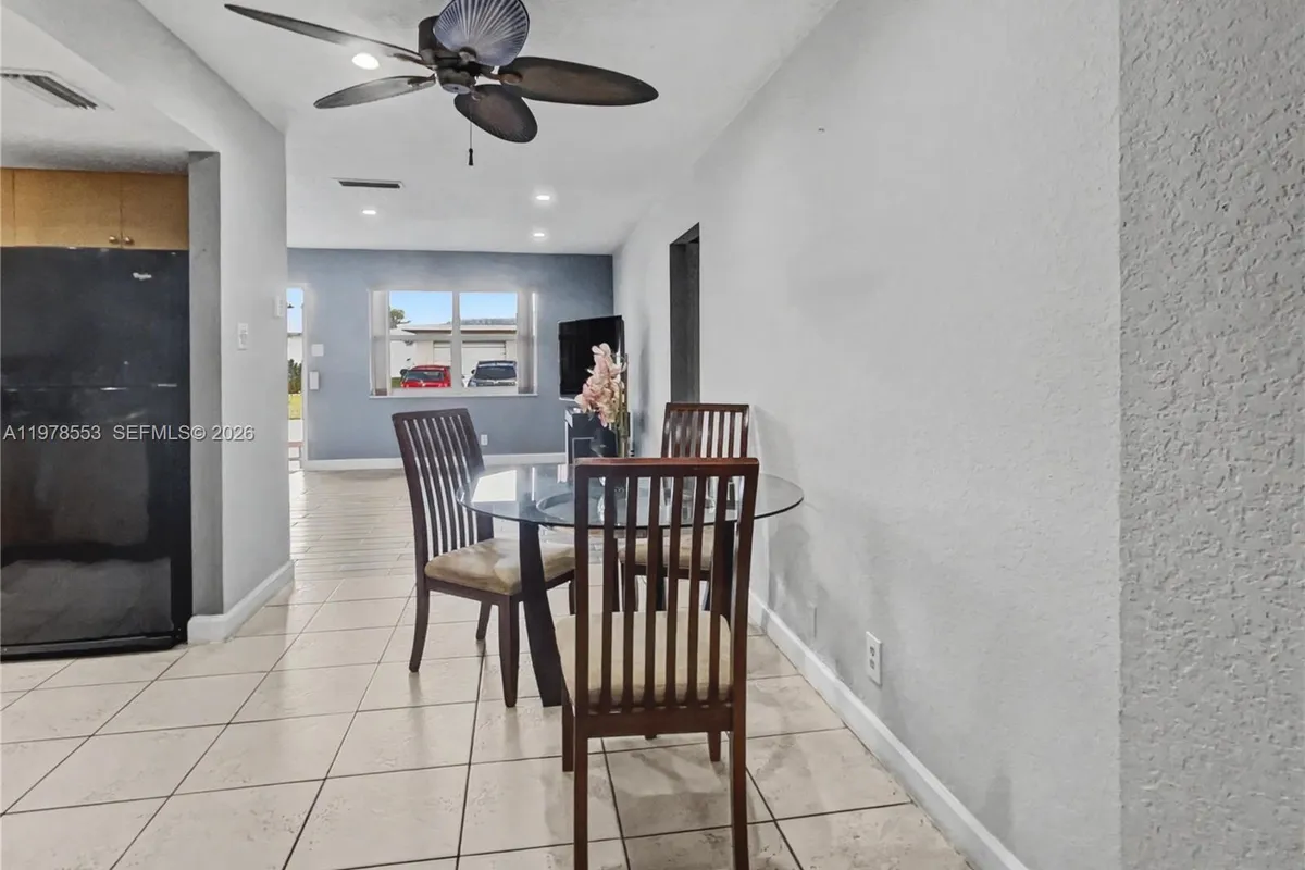 6960 NW 11th Ct, Margate FL 33063