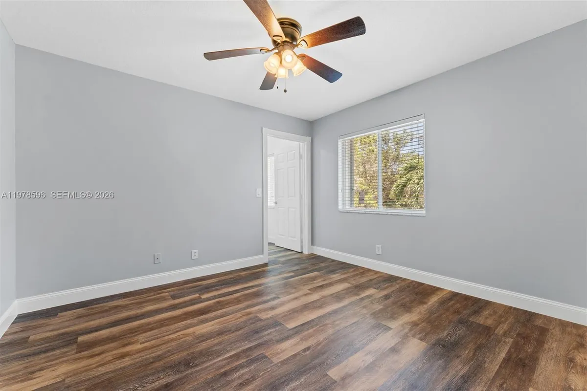 1019 N Egret Cir, Jupiter FL 33458