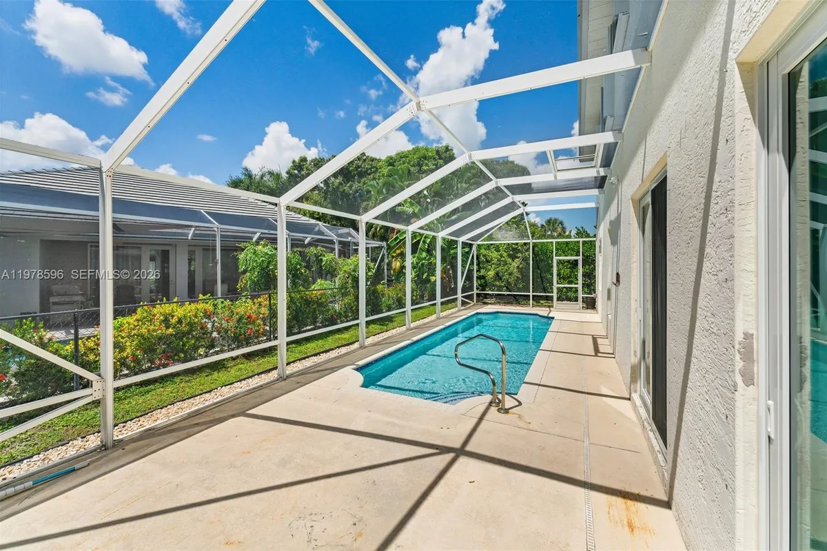 1019 N Egret Cir, Jupiter FL 33458