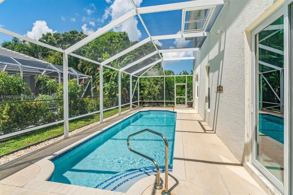 1019 N Egret Cir, Jupiter FL 33458