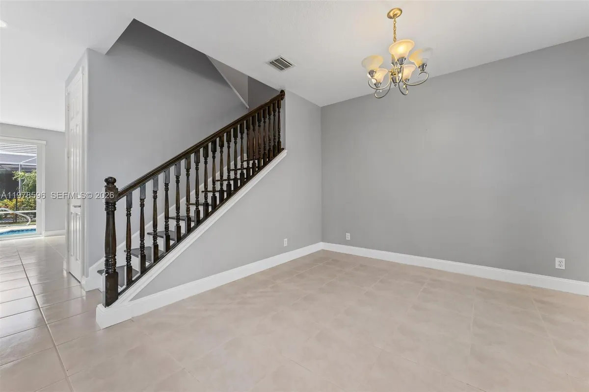 1019 N Egret Cir, Jupiter FL 33458