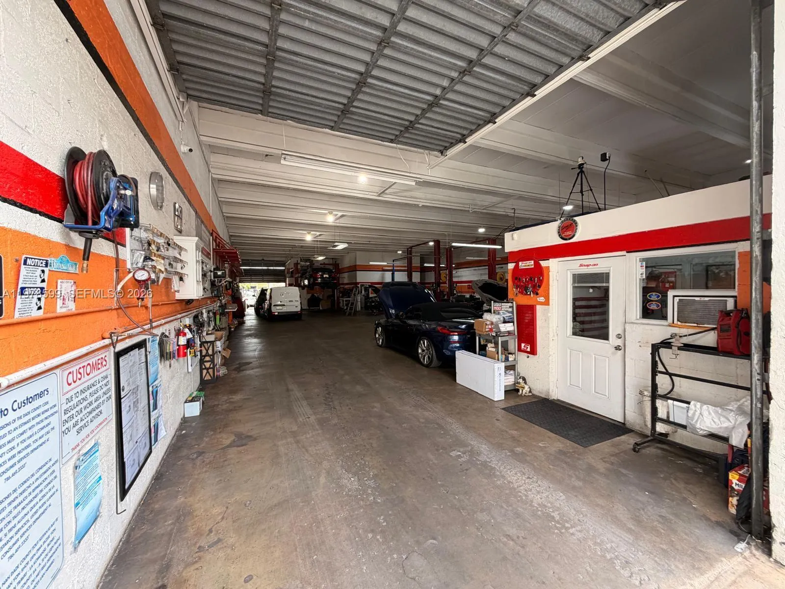 6340 Manor Ln, South Miami FL 33143