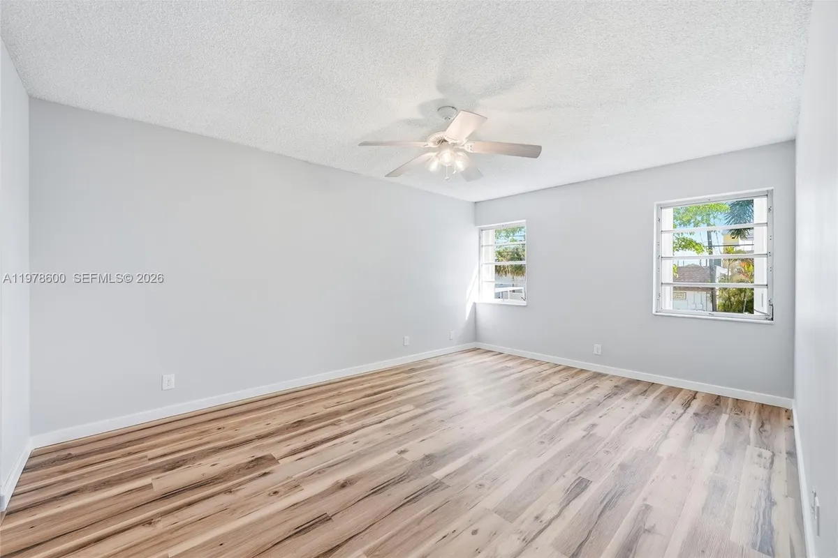 860 SE 6th Ave # 311, Deerfield Beach FL 33441