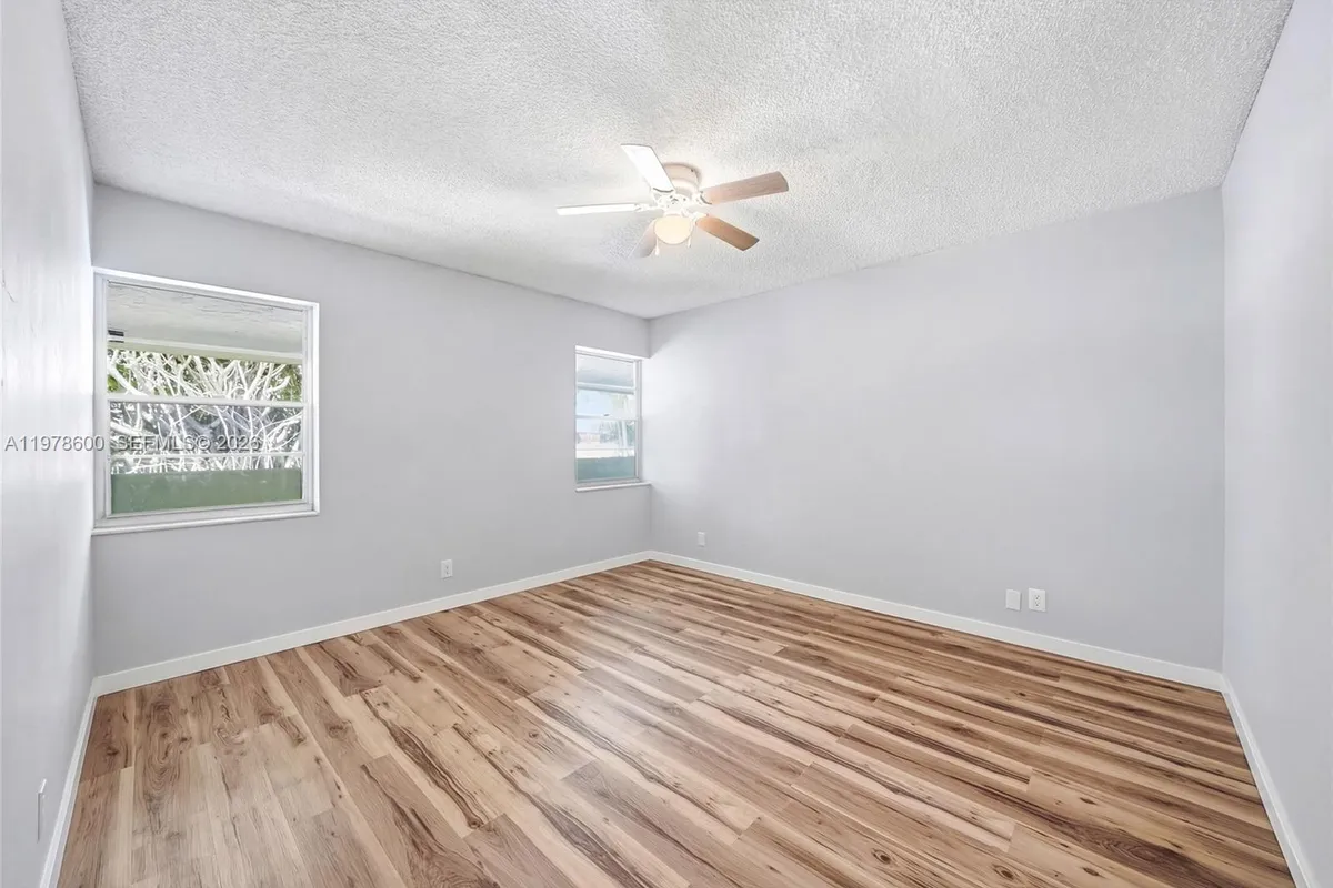 860 SE 6th Ave # 311, Deerfield Beach FL 33441