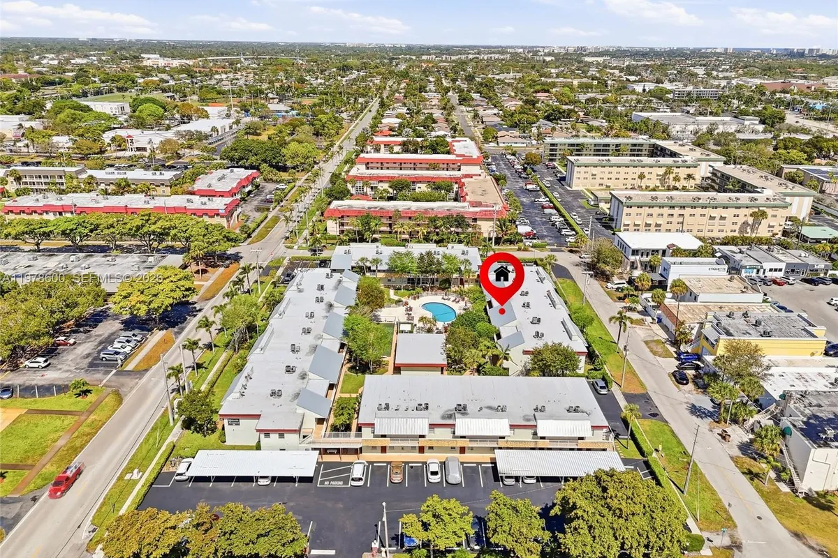 860 SE 6th Ave # 311, Deerfield Beach FL 33441