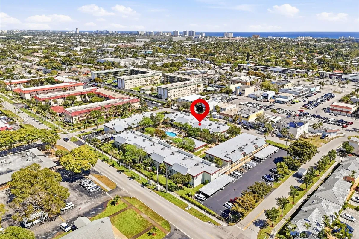 860 SE 6th Ave # 311, Deerfield Beach FL 33441