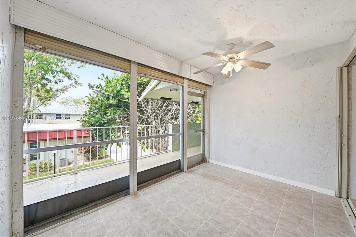 860 SE 6th Ave # 311, Deerfield Beach FL 33441