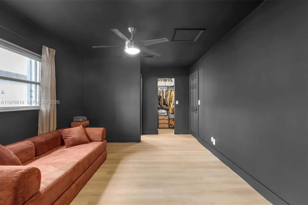 1180 NW 49th Ct, Deerfield Beach FL 33064