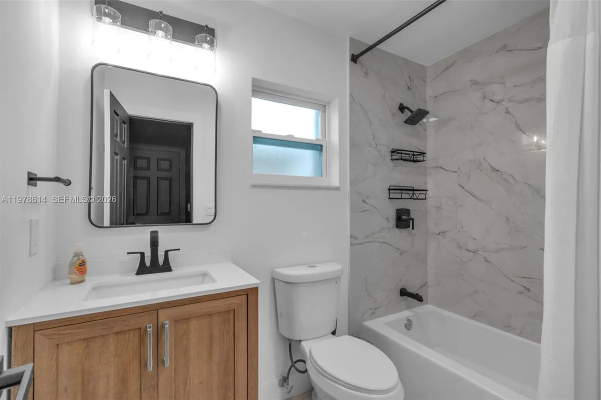 1180 NW 49th Ct, Deerfield Beach FL 33064