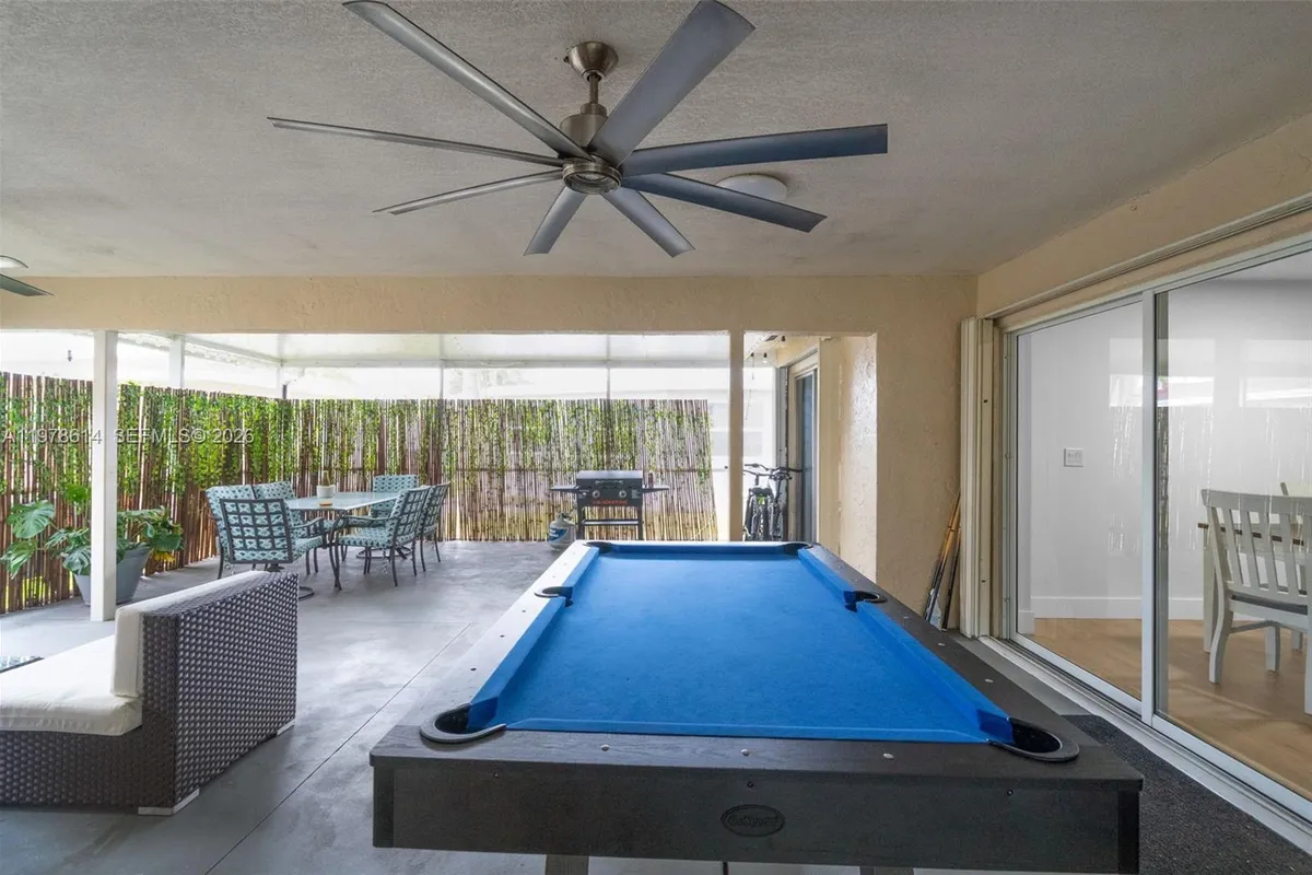 1180 NW 49th Ct, Deerfield Beach FL 33064