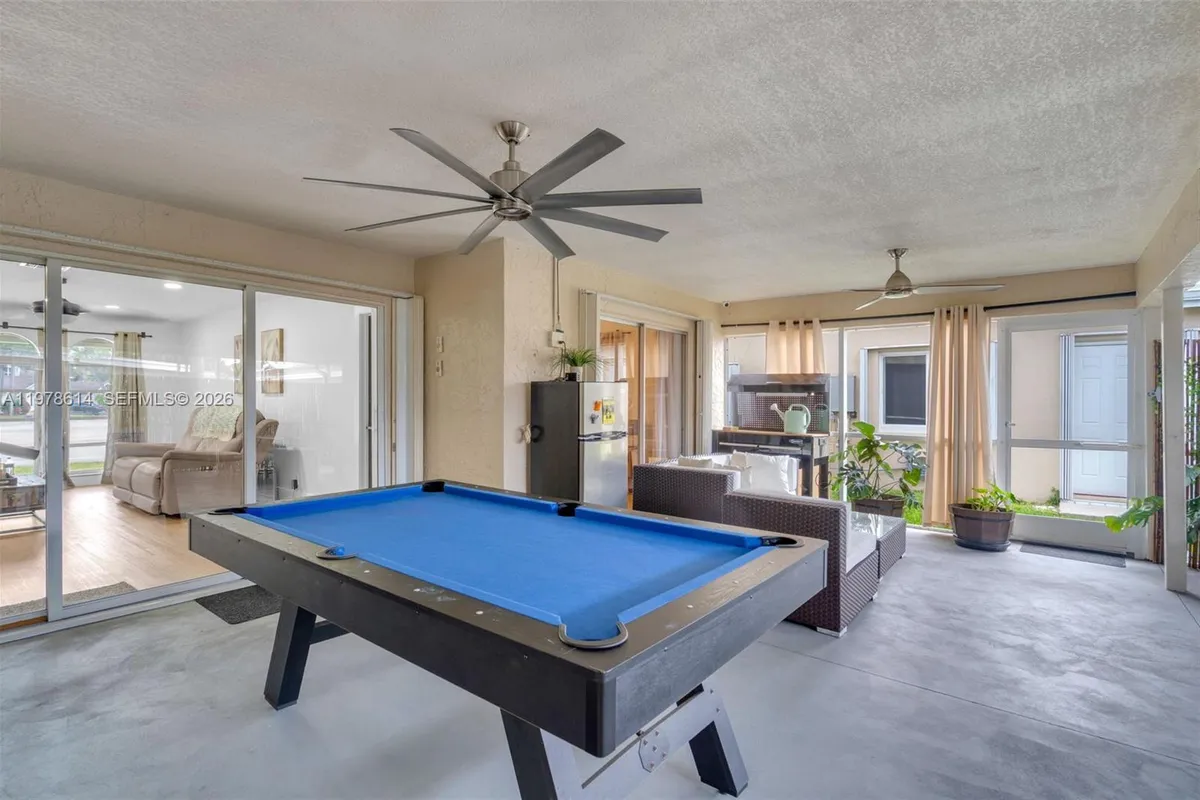 1180 NW 49th Ct, Deerfield Beach FL 33064