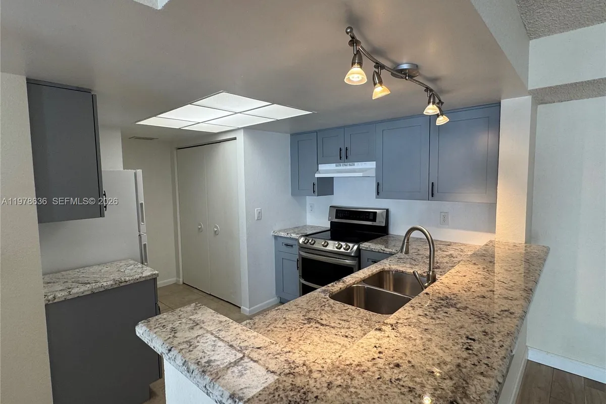 9122 W Atlantic Blvd # 722, Coral Springs FL 33071