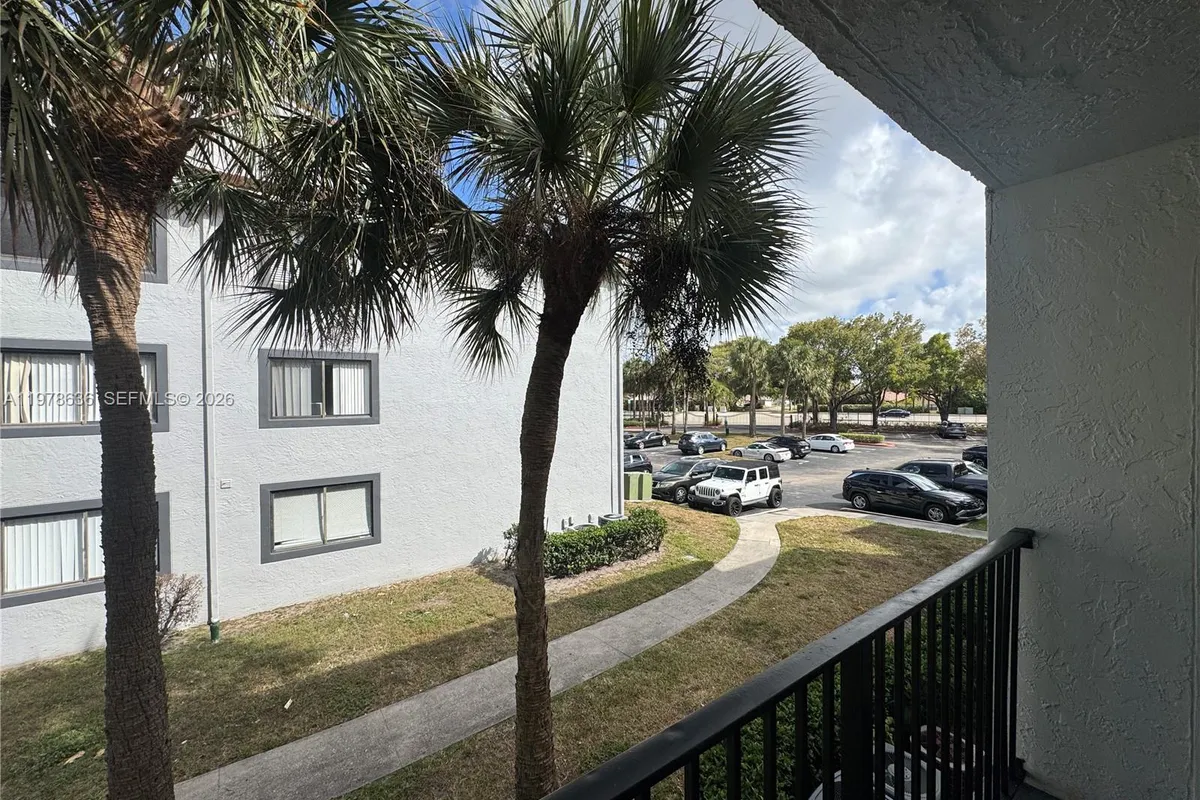 9122 W Atlantic Blvd # 722, Coral Springs FL 33071