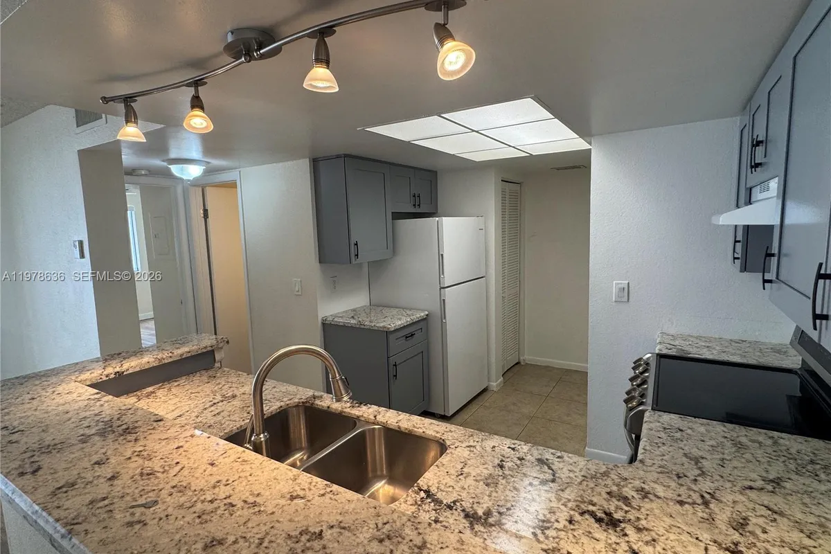 9122 W Atlantic Blvd # 722, Coral Springs FL 33071