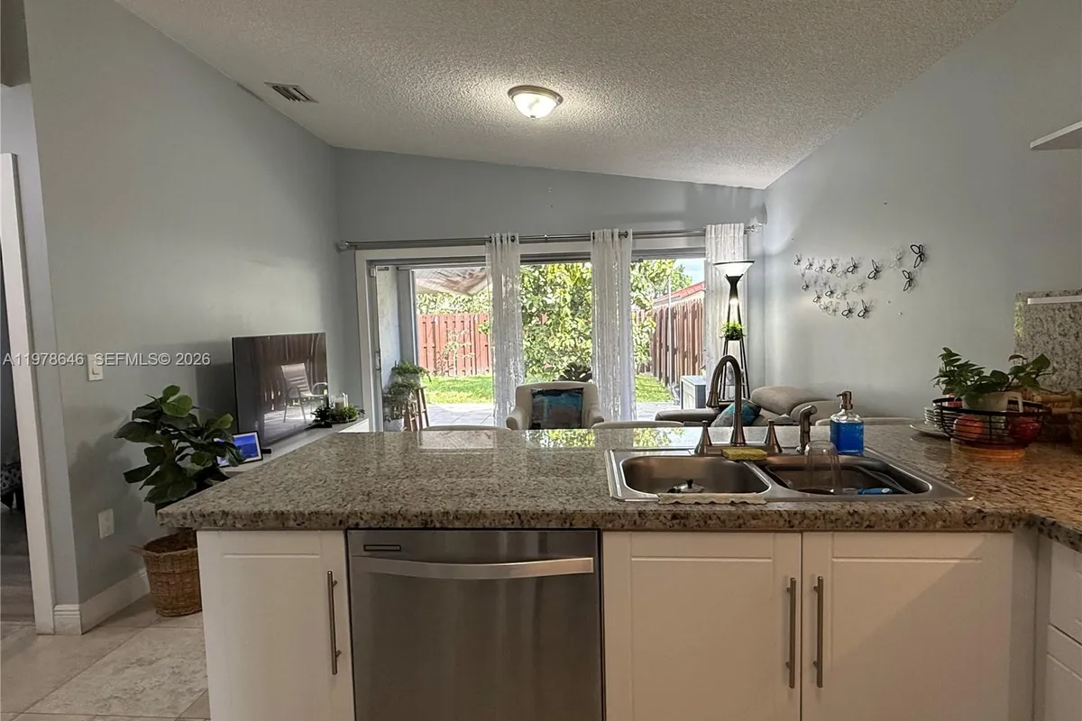 13833 SW 157th St, Miami FL 33177