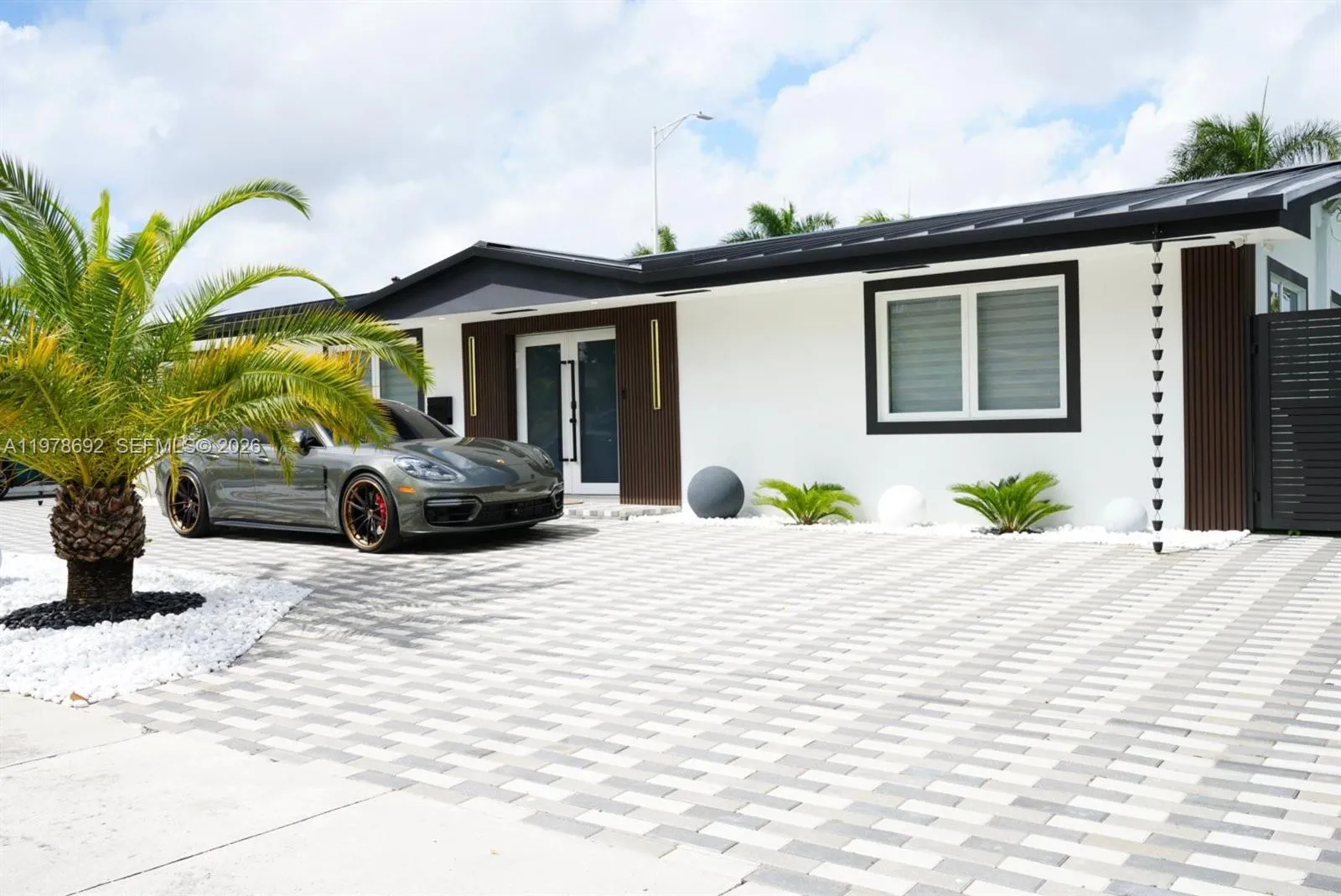 9351 SW 88th Ter, Miami FL 33176