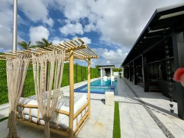 9351 SW 88th Ter, Miami FL 33176