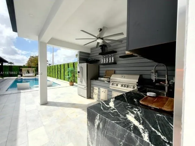 9351 SW 88th Ter, Miami FL 33176