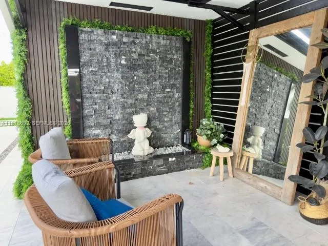 9351 SW 88th Ter, Miami FL 33176