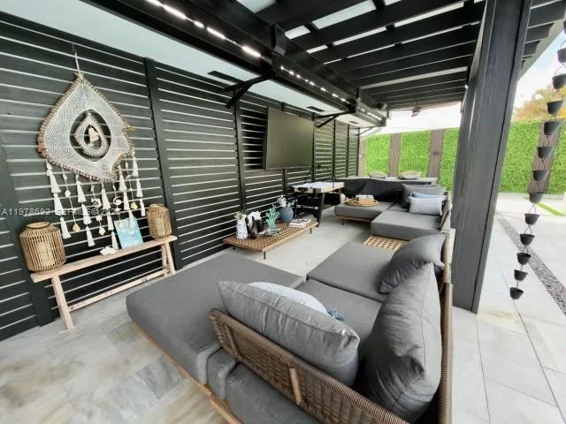 9351 SW 88th Ter, Miami FL 33176