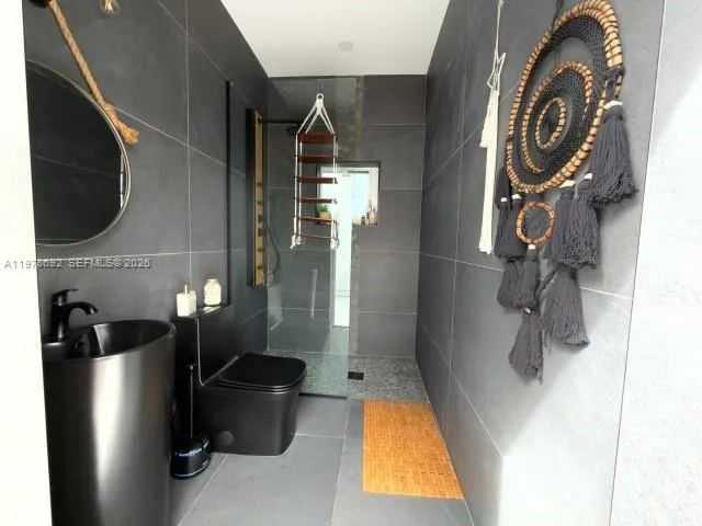 9351 SW 88th Ter, Miami FL 33176