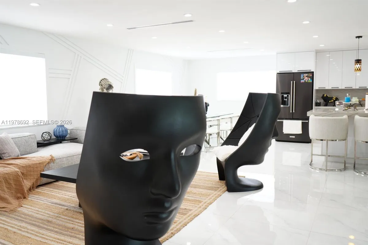 9351 SW 88th Ter, Miami FL 33176