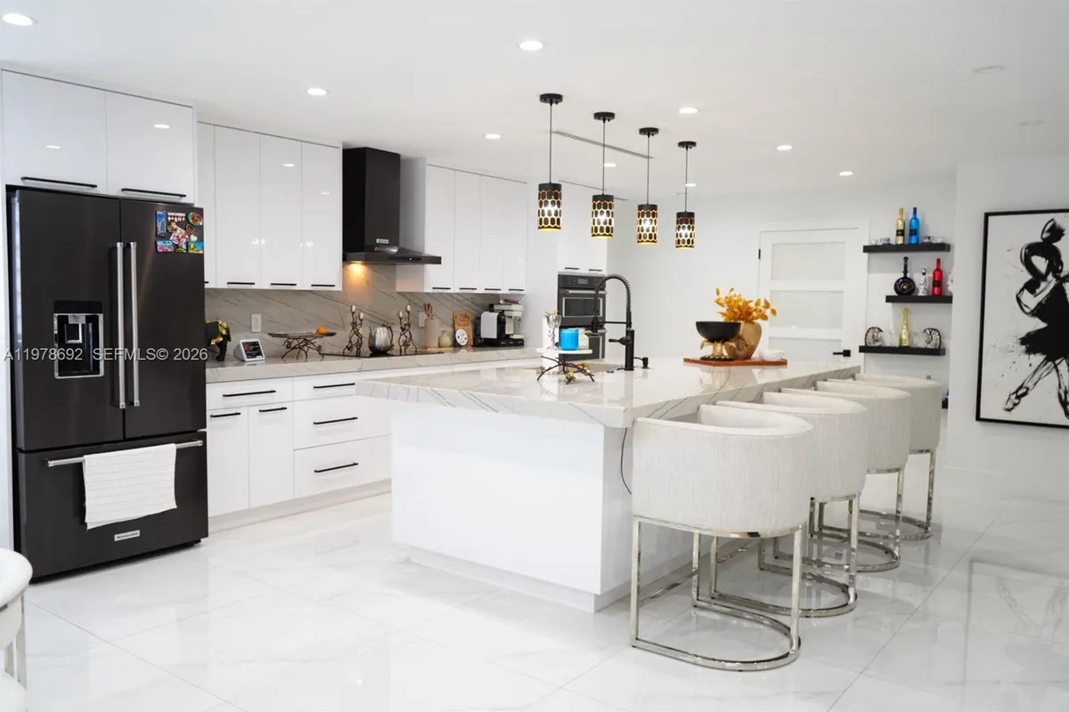 9351 SW 88th Ter, Miami FL 33176