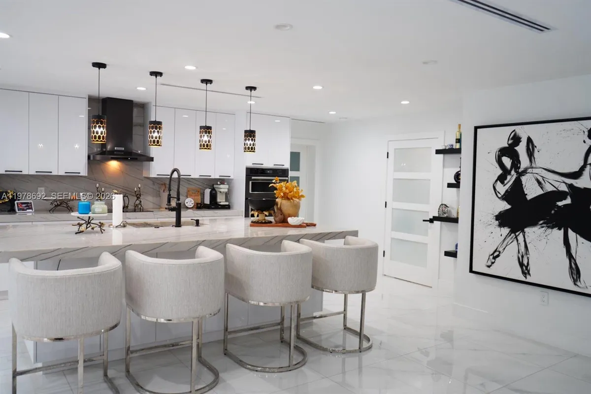 9351 SW 88th Ter, Miami FL 33176