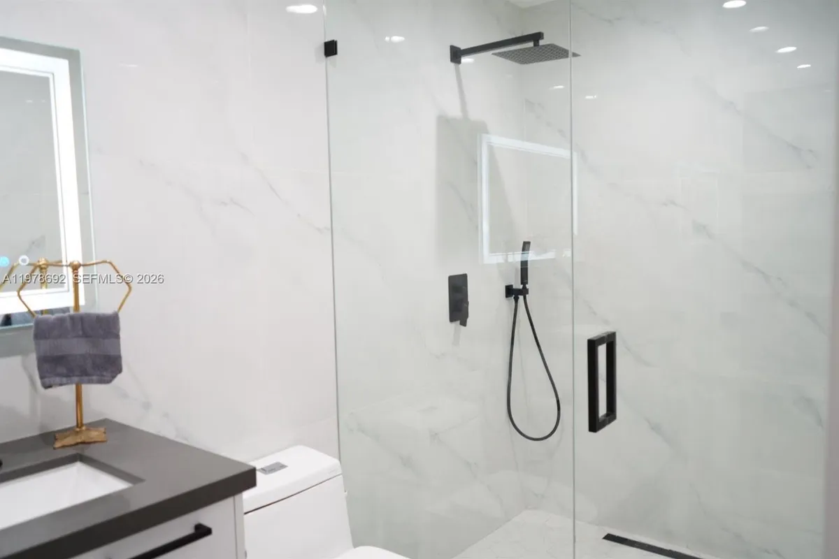 9351 SW 88th Ter, Miami FL 33176