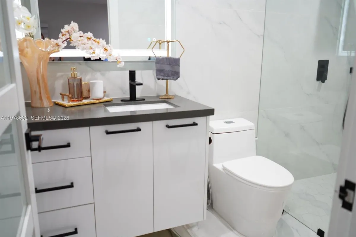 9351 SW 88th Ter, Miami FL 33176