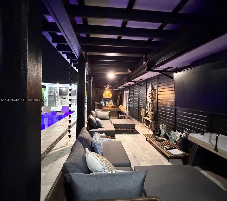 9351 SW 88th Ter, Miami FL 33176