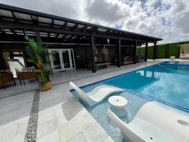 9351 SW 88th Ter, Miami FL 33176