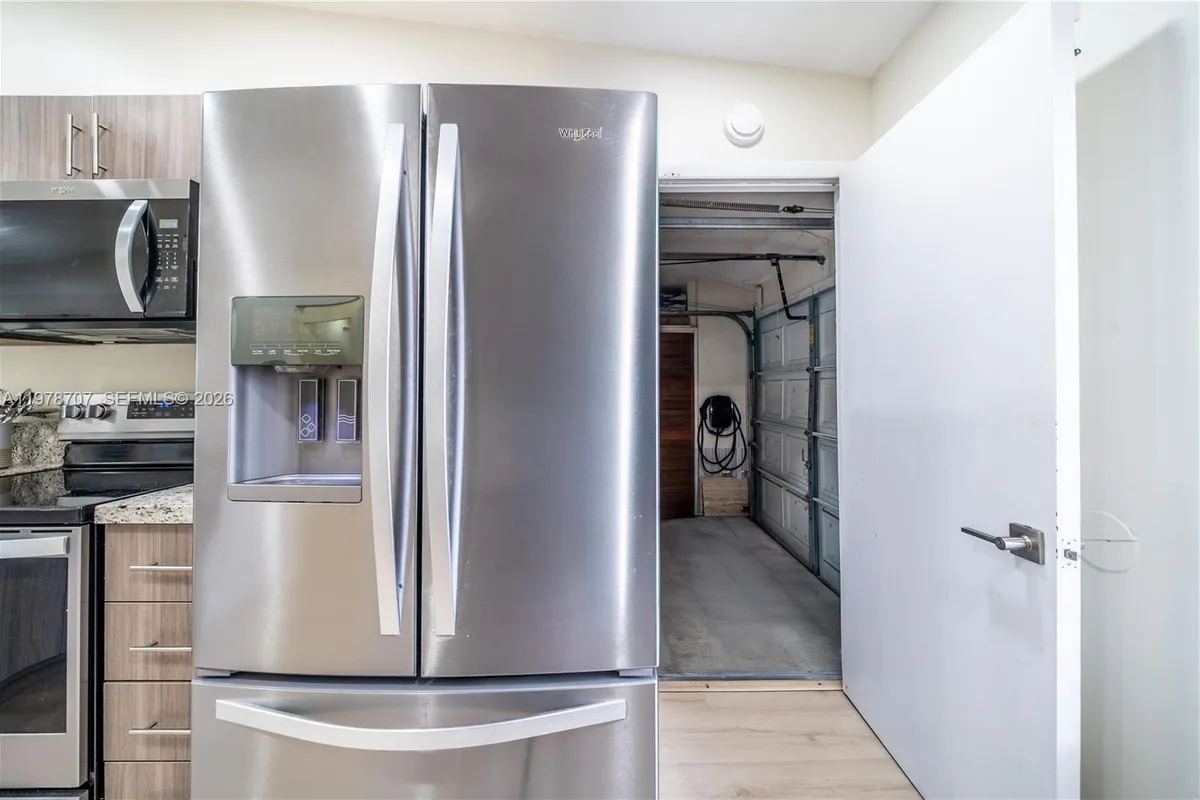 9341 E Fern Ln, Miramar FL 33025