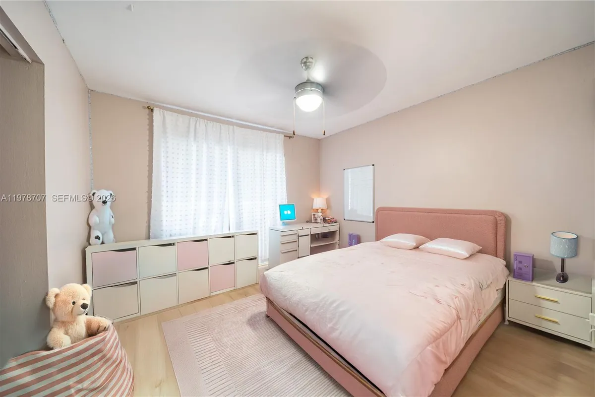 9341 E Fern Ln, Miramar FL 33025