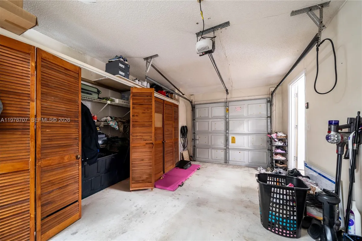 9341 E Fern Ln, Miramar FL 33025