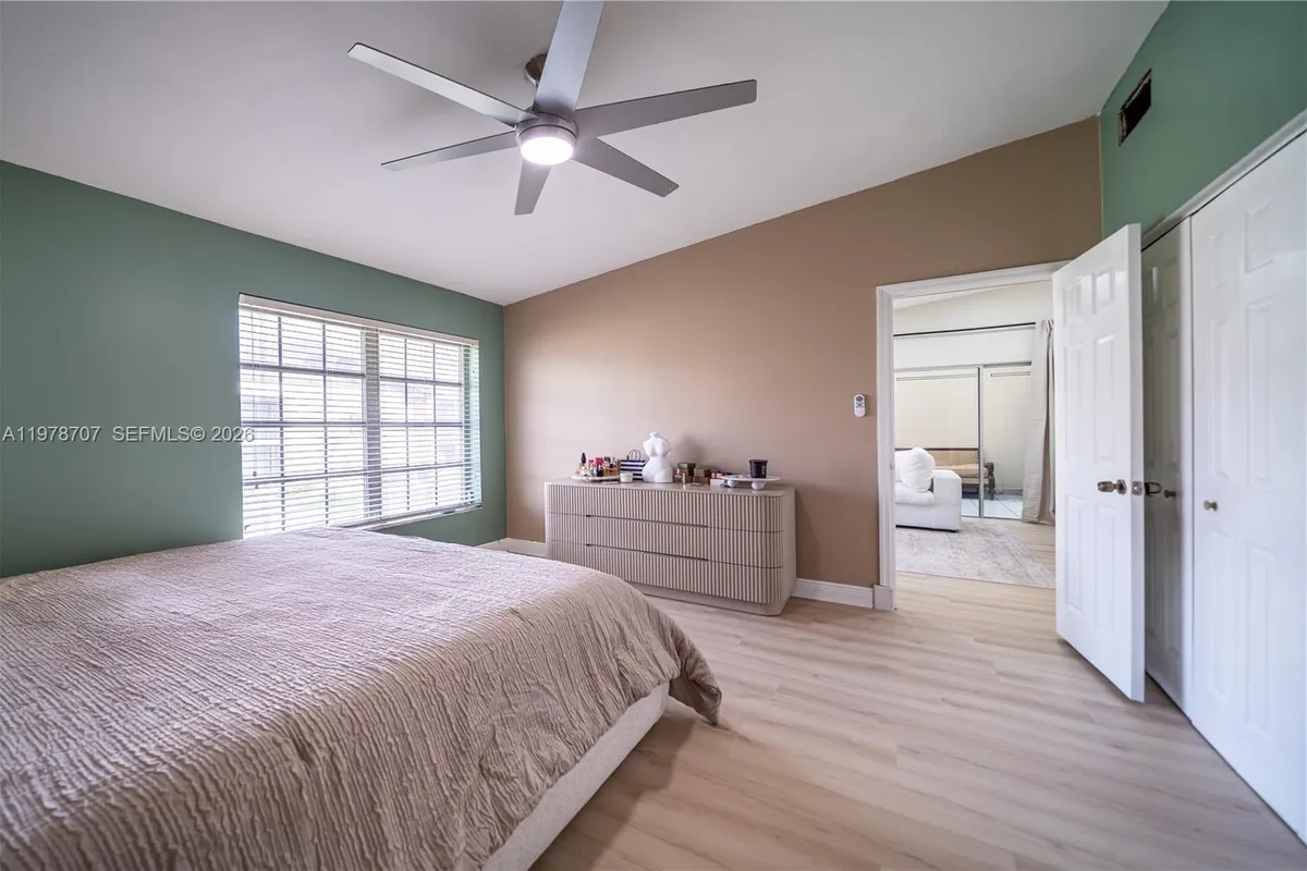 9341 E Fern Ln, Miramar FL 33025