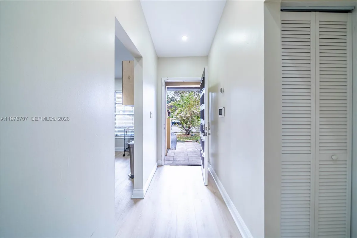 9341 E Fern Ln, Miramar FL 33025