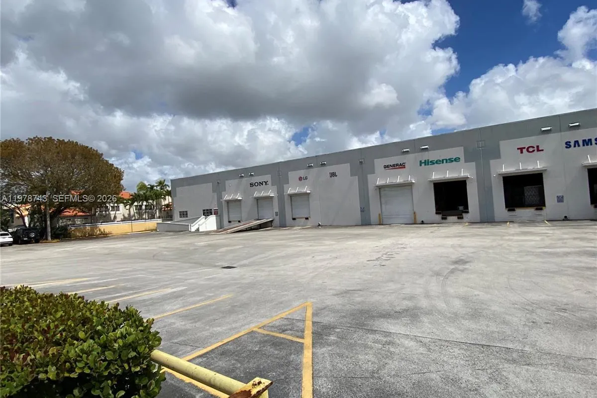 2555 NW 107th Ave, Doral FL 33172